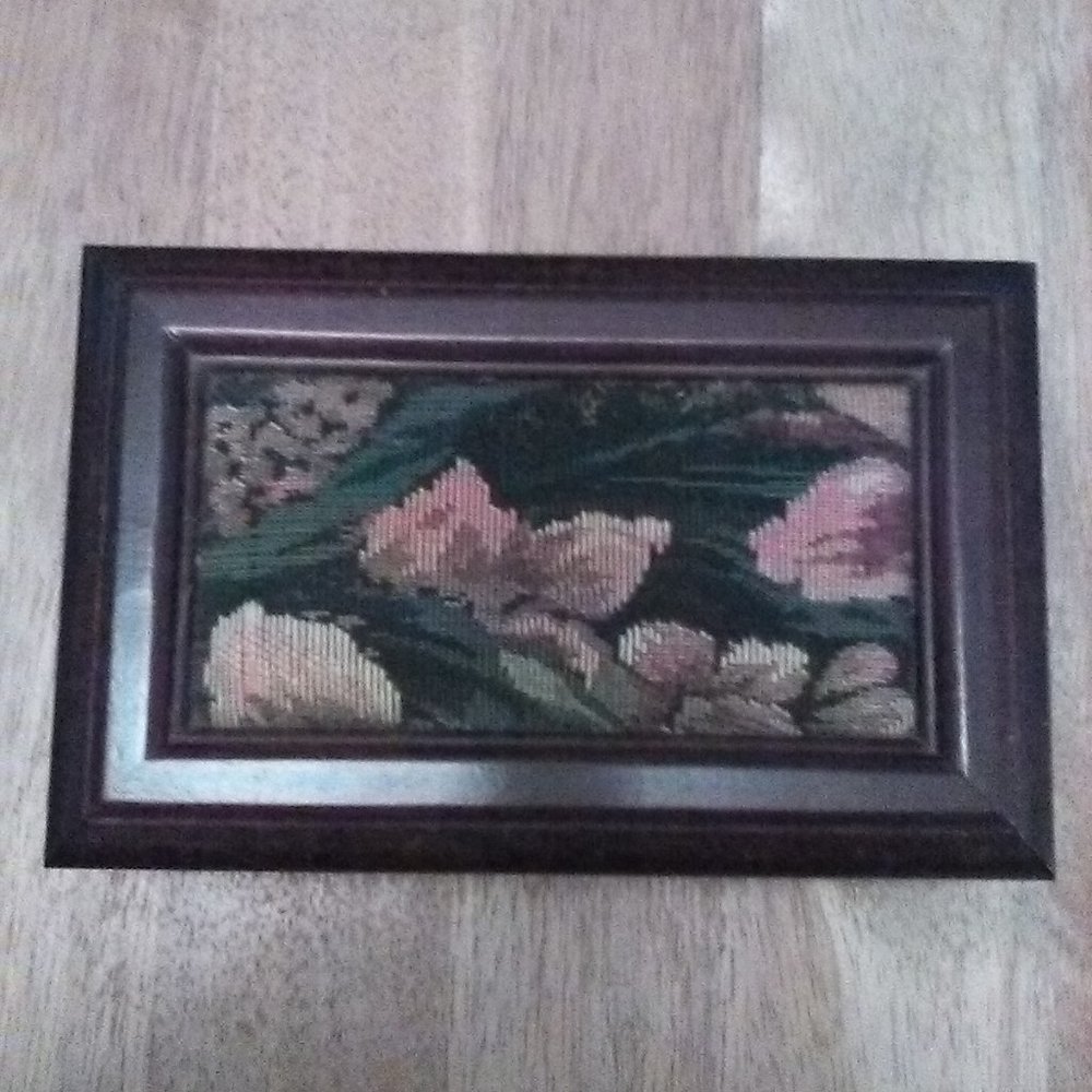 Vintage Avon Small Mirrored Wooden Jewelry Box w/ Costume Jewelry